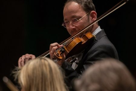 Ravzan Hamza gibt Konzert in Kassel