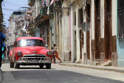 Oldtimer praegen das Stadtbild Havannas