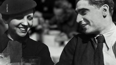 Gerda Taro war eine deutsche Fotografin Sie dokumentierte zusammen mit ihrem Partner Robert Capa die Graeuel des Spanischen Buergerkrieges