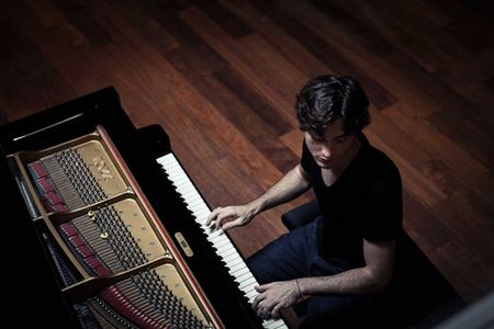Thomas Enhco veroeffentlicht Album Feathers