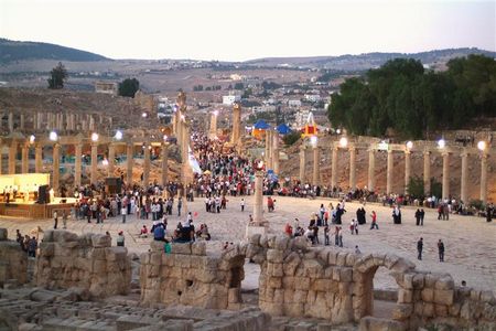Reisen Jerash Festival