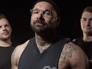 Fernweh-Punk Band HAFENSAENGER kommt mit Song Dunkelfarben Fernweh-Punk Band HAFENSAENGER kommt mit Song Dunkelfarben