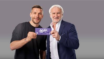 Rudi Völler und Lukas Podolski treten für Milka an