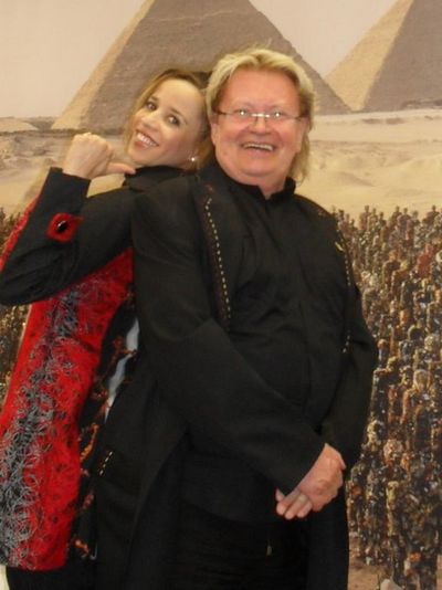 HA Schult hat Spass mit Michaela Boland Foto GFDK
