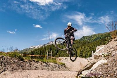 Beim E-Bike Fest in St. Anton am Arlberg inTirol dreht sich von 21. bis 23. Juni 2019 alles um den elektrischen Drahtesel