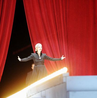 evita theater wiesbaden premiere evita theater wiesbaden premiere