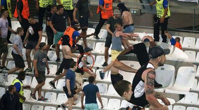 Russische Schlaeger Fussball