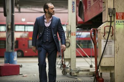Film Dom Hemingway Jude Law in Gase Film Dom Hemingway Jude Law in Gase