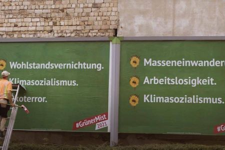 Diese Plakate sind derzeit bundesweit zu sehen