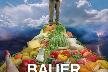 Filmdoku Bauer unser - Glueckliche Kuehe und Biogemuese - eine Utopie