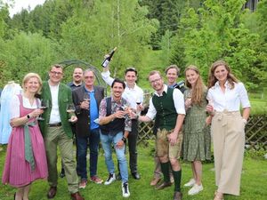 10 Jahre Charity Wein und Golf in Bad Kleinkirchheim 10 Jahre Charity Wein und Golf in Bad Kleinkirchheim