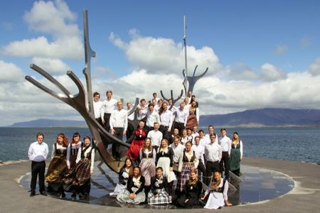 Hamrahliarkorinn Reykjavik geben ein Lunchkonzert in Aachen