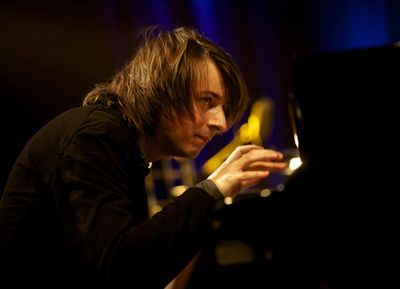 Standing Ovations fuer Piantst Michael Wollny.