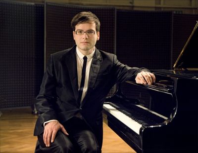 Francesco Piemontesi gibt Konzert in Berlin