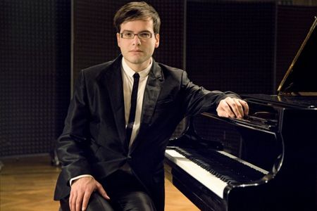 Francesco Piemontesi gibt Konzert in Berlin
