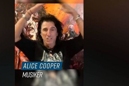 #WirBleibenZuhause  Alice Cooper unterstuetzt Jens Spahn
