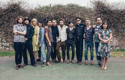 Edward Sharpe and the Magnetic Zeros geben Konzert in Koeln 2014 Edward Sharpe and the Magnetic Zeros geben Konzert in Koeln 2014