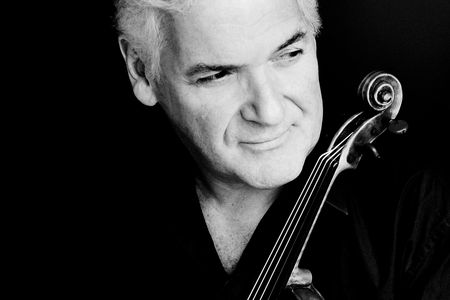 Pinchas Zukerman gibt Konzert ini Hamburg