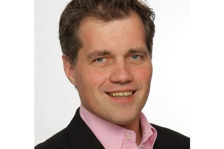 Thomas Rick, Unsere Bildungsprojekte Schueler im Chefsessel und Unternehmer im Klassenzimmer laufen bereits sehr erfolgreich in vielen Regionen von Nordrhein-Westfalen.