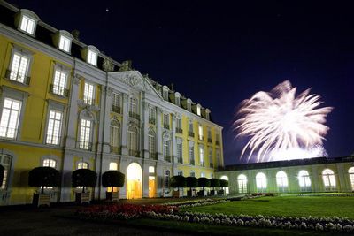 Bruehler Schlosskonzerte mit Feuerwerk
