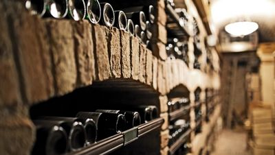 Im Keller des Palais Coburg in Wien liegen 50.000 Flaschen und rd. 6.000 Positionen mit der Besten Weinkarte der Welt