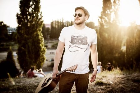 Flo Lukas Meister ist ein junger Kuenstler