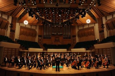 The Hong Kong Philharmonic Orchestra auf grosser Tournee