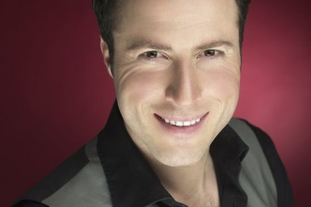 Marco Vassalli ist lyrischer Bariton