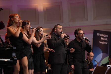 Kicks and Sticks Voices geben Konzert beim Rheingau Musik Festival