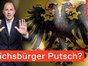 Das "glänzende, universelle Menschenrecht der Unschuldsvermutung", welches gerade unsere werte Innenministerin gern schleifen würde - das liegt schon recht nah an der Wiedereinführung von Schauprozessen
