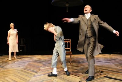 Theater Bremen:  Bremen: Buddenbrooks - Nach dem Roman von Thomas Mann in einer Fassung von John von Düffel bis zum 20.2.2013