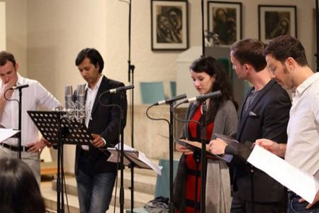 Musik Klassik: "Frohe Weihnachten!" - Ein einzigartiges Gemeinschaftsprojekt u.a. mit Albrecht Mayer, Daniel Hope, Anna Prohaska, Adoro