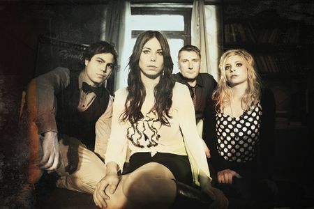 Musik Rock/Pop: Neues Album der Delilahs "Greetings From Gardentown" - Sounds der großen Rockmusik-Zeit ins Heute transportiert