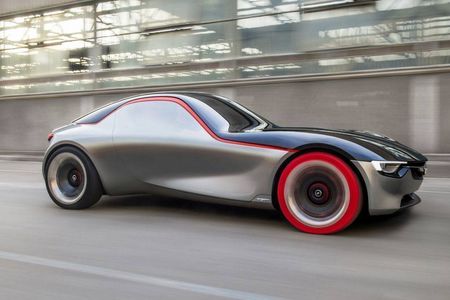 Richtungweisend: Konzeptstudie des legendären Opel GT. Die Designer um Mark Adams haben daraus eine New Germanness entwickelt