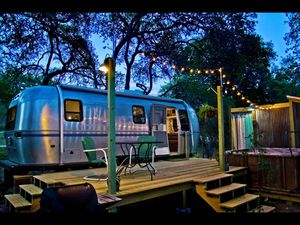 Der Dixie Daisy Airstream perfekt fuer Gaeste, die wirklich abschalten wollen