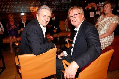 Auch Herr Wowereit ist auf der Bertelsmann Party mit von der Parie Auch Herr Wowereit ist auf der Bertelsmann Party mit von der Parie