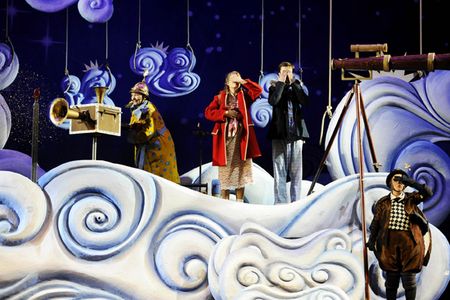 Theater: Wiesbadener Weihnachtsmärchen - Peterchens Mondfahrt neu erzählt