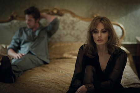 Kino - Angelina Jolie spielt mit Ehemann Brad Pitt