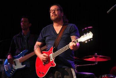 Andreas Bayless ist Bandmitglied der Soehne Mannheims