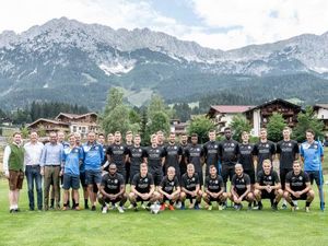 Trainingslager vor Bergkulisse, in Scheffau in Tirol bereiten sich die Fußballprofis von Arminia Bielefeld auf die Bundesligasaison 2019/20 vor Trainingslager vor Bergkulisse, in Scheffau in Tirol bereiten sich die Fußballprofis von Arminia Bielefeld auf die Bundesligasaison 2019/20 vor