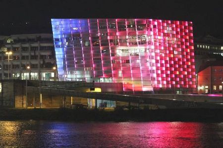 Ein Muss beim Staedtetrip in Linz ist das Ars Electronica Center in der oberoesterreichischen Landeshauptstadt