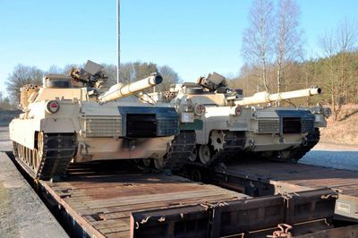 Amerikanische Panzer Richtung Polen.