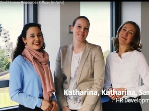 HR Mitarbeiterinnen von Aldi Sued HR Mitarbeiterinnen von Aldi Sued