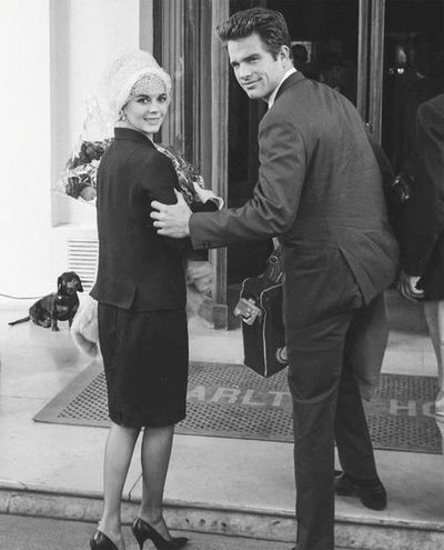 Celebrity Pets - Natalie Wood mit Warren Beatty und ihrem kleinen Fan