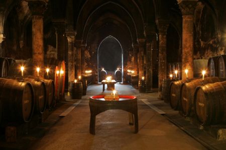 Kerzenführung - Rundgang durch die nächtliche Klosterklausur mit Mitgliedern des Vereins der Eltviller Gästeführer.