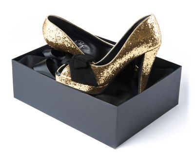 Shoes of Prey Schuhkarton mit Schuhen