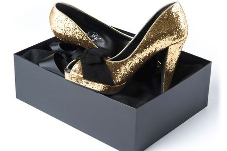 Shoes of Prey Schuhkarton mit Schuhen