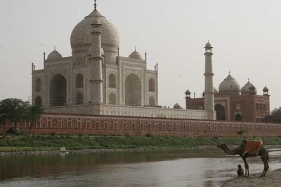Die Entstehung des Taj Mahal