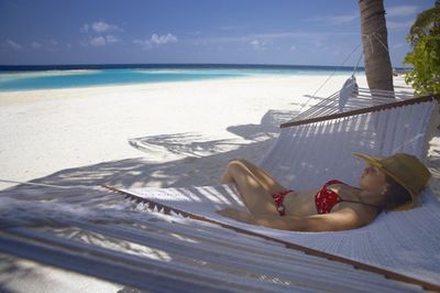 Lily Beach Resort and Spa Strand auf den Malediven