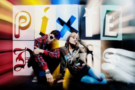 Pixie Paris veroeffentlichen Single Es rappelt im Karton